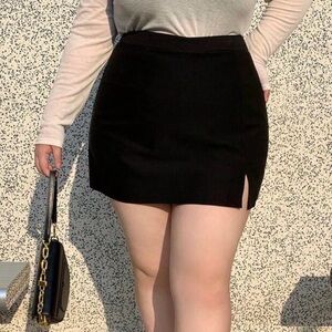SHEIN: Dazy Plus Size Solid Pencil Skort 4XL